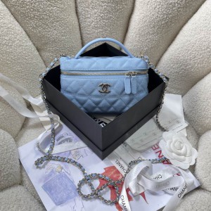 Chanel vanity bag 17x19.5x5cm Bags