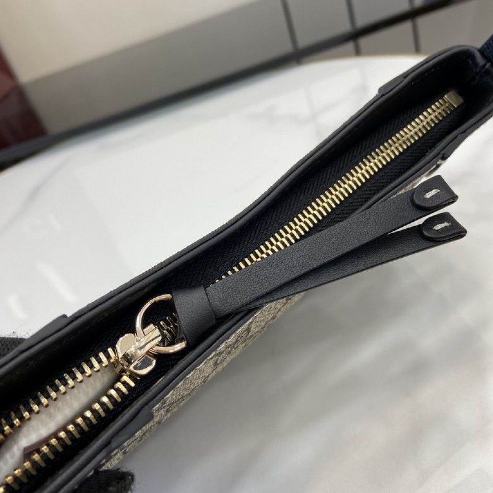 GG Emblem super mini shoulder bag W19-23cm x H13cm x D2cm Bags