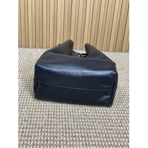 Ysl PARIS VII pochon in lambskin 24 X 30 X 12 CM Bags