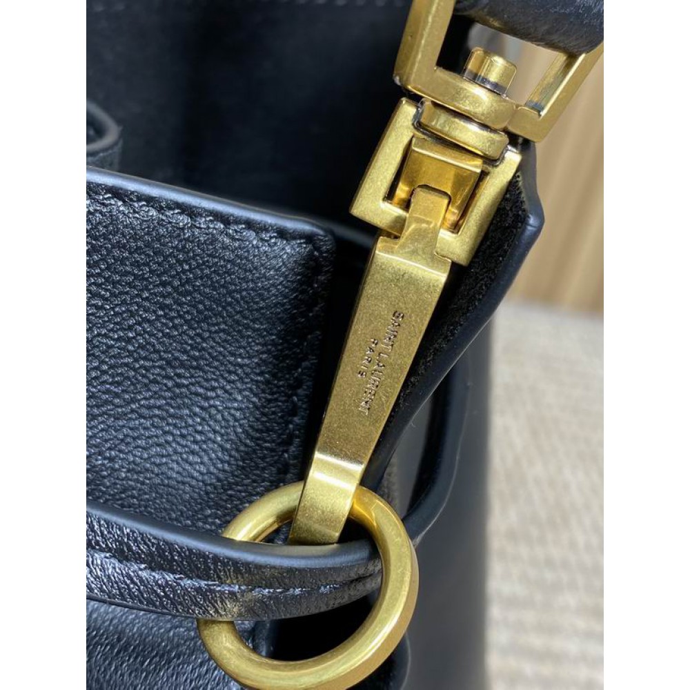 Ysl PARIS VII pochon in lambskin 24 X 30 X 12 CM Bags