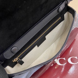 Gucci Blondie small shoulder bag 814952 patent leather Bags