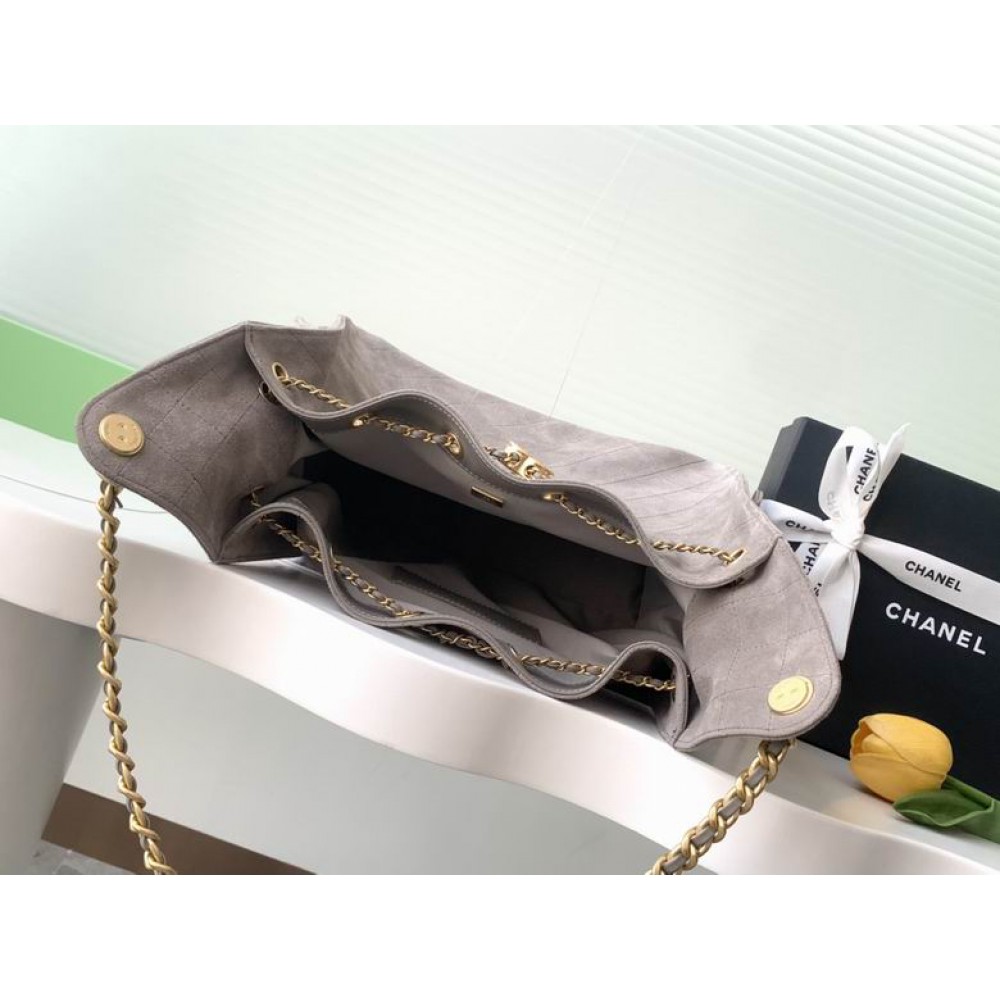 Chanel hobo new 40x30x15cm 