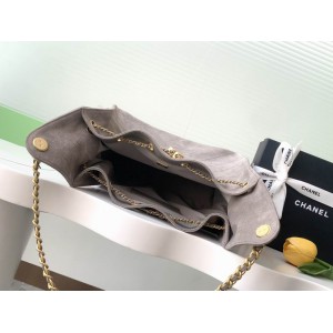 Chanel hobo new 40x30x15cm 