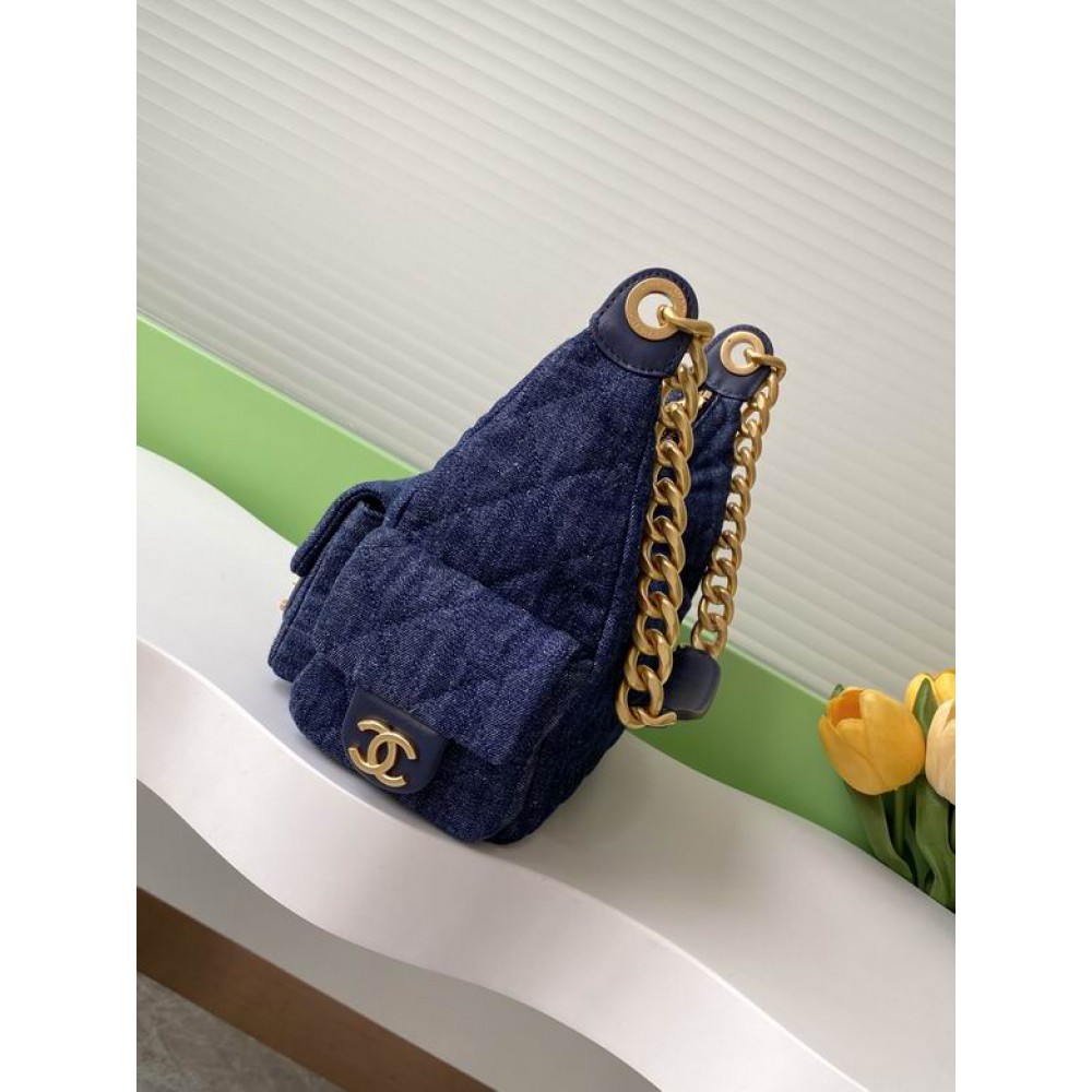 Chanel hobo large Denim & Gold-Tone Metal Blue 22x31x15cm Bags