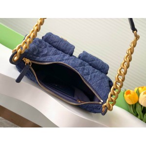 Chanel hobo large Denim & Gold-Tone Metal Blue 22x31x15cm Bags