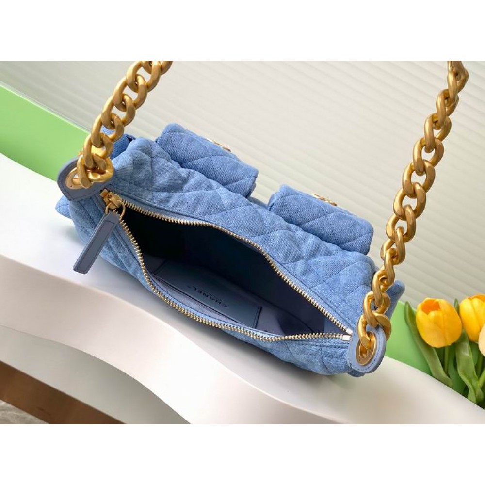 Chanel hobo large Washed Denim & Gold-Tone Metal Blue 22x31x15cm Bags