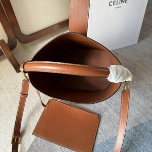 Celine bucket bag 28x24x16cm Bags