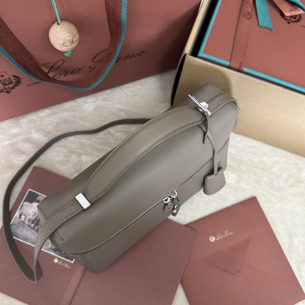 Loro Piana Extra bag L27 27x10x16cm Bags