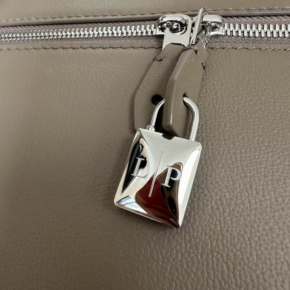 Loro Piana Extra bag L27 27x10x16cm Bags