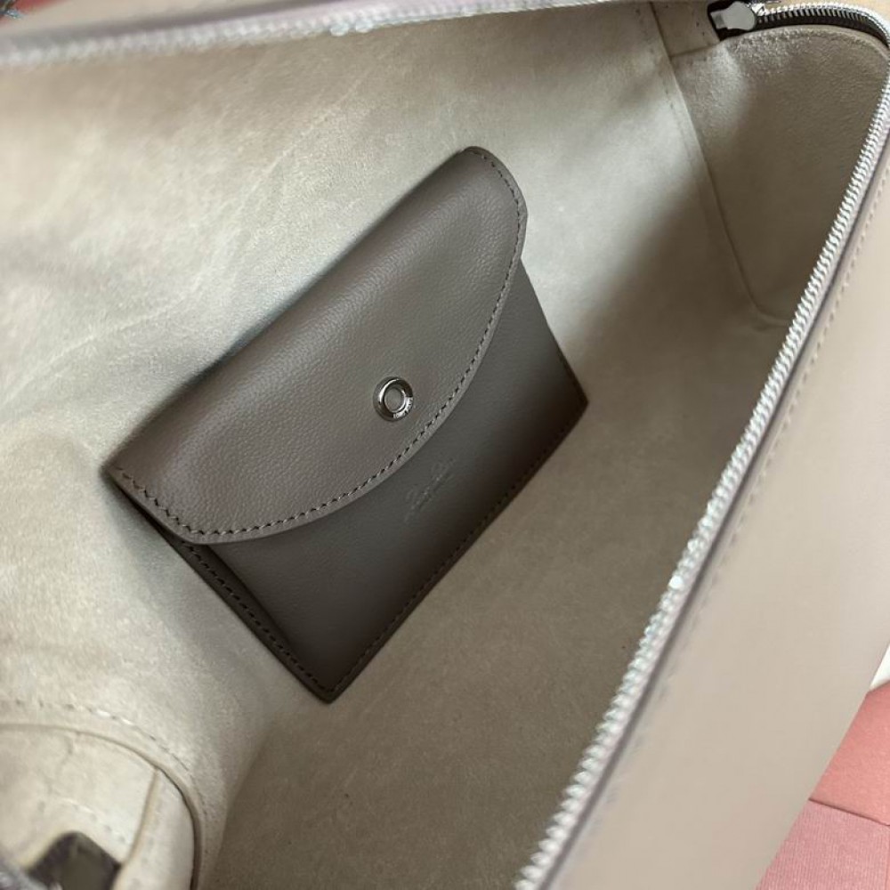 Loro Piana Extra bag L27 27x10x16cm Bags