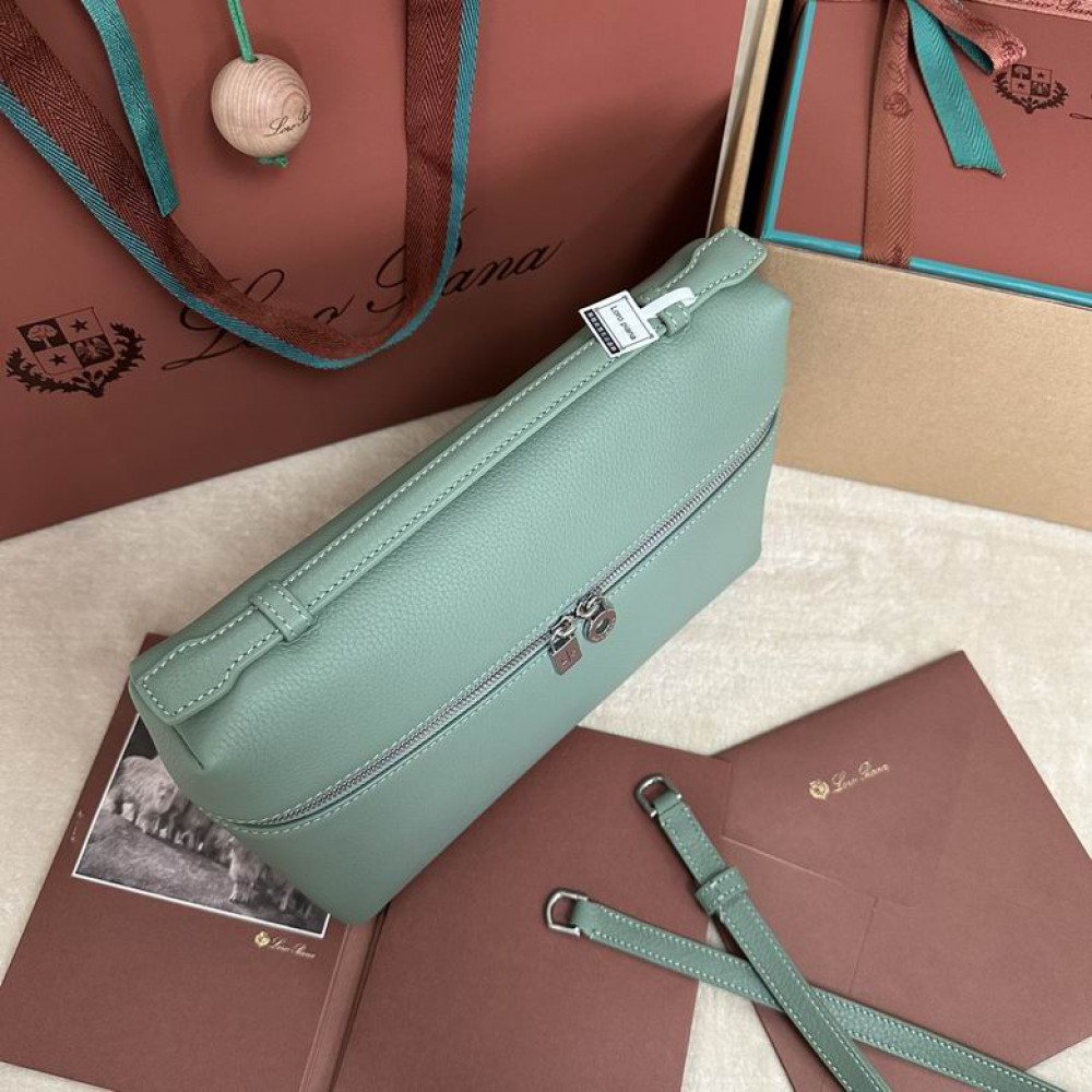 Loro Piana Extra Pocket L27 27x10x16cm 