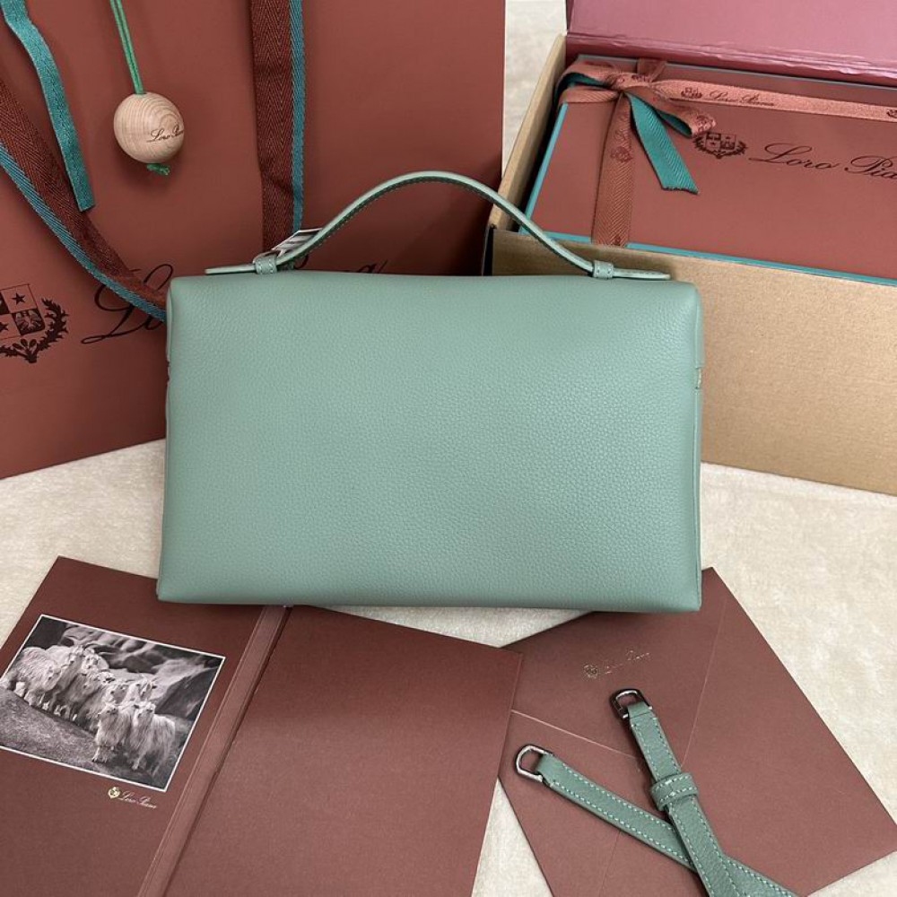 Loro Piana Extra Pocket L27 27x10x16cm 