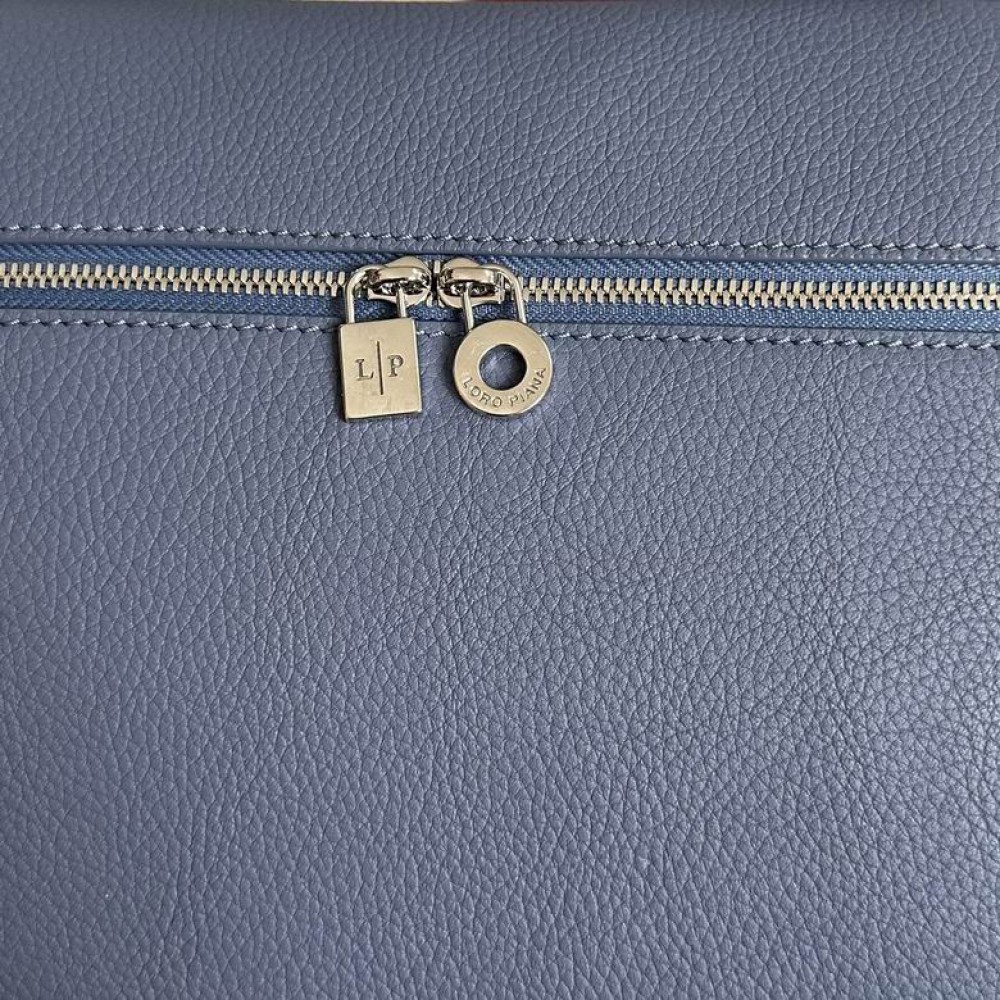 Loro Piana Extra Pocket L27 27x10x16cm 