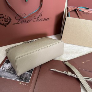 Loro Piana Extra Pocket L19 11 x 19 x 6,5 cm 