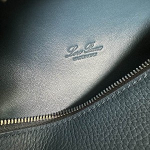 Loro Piana Extra Pocket L19 11 x 19 x 6,5 cm 