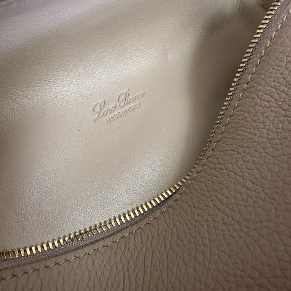 Loro Piana Extra Pocket L19 11 x 19 x 6,5 cm 