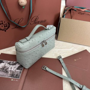 Loro Piana Extra Pocket L19 11 x 19 x 6,5 cm ostrich leather 
