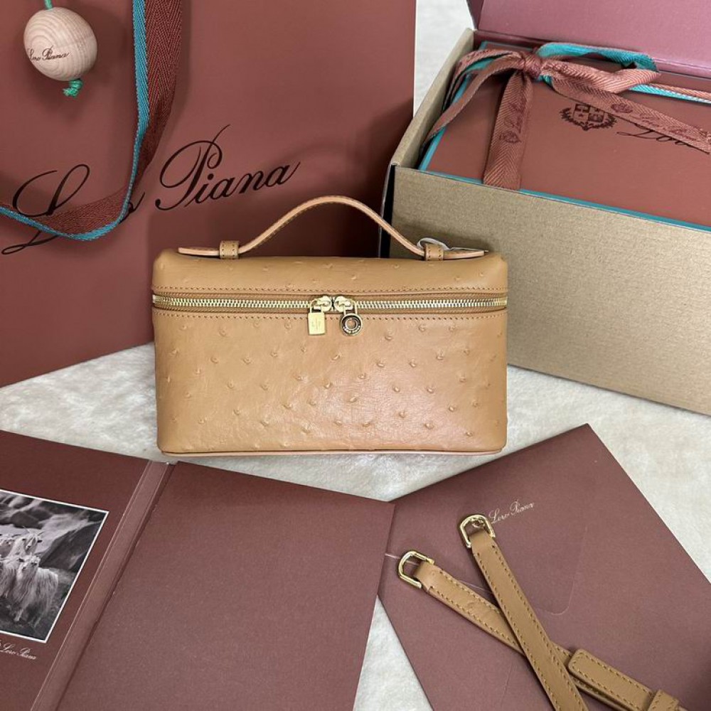 Loro Piana Extra Pocket L19 11 x 19 x 6,5 cm ostrich leather 