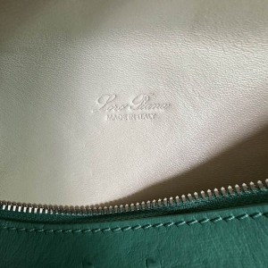 Loro Piana Extra Pocket L19 11 x 19 x 6,5 cm ostrich leather 