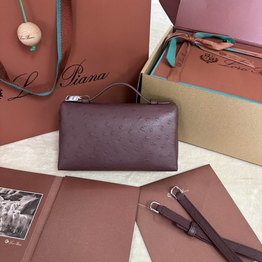 Loro Piana Extra Pocket L19 11 x 19 x 6,5 cm ostrich leather 