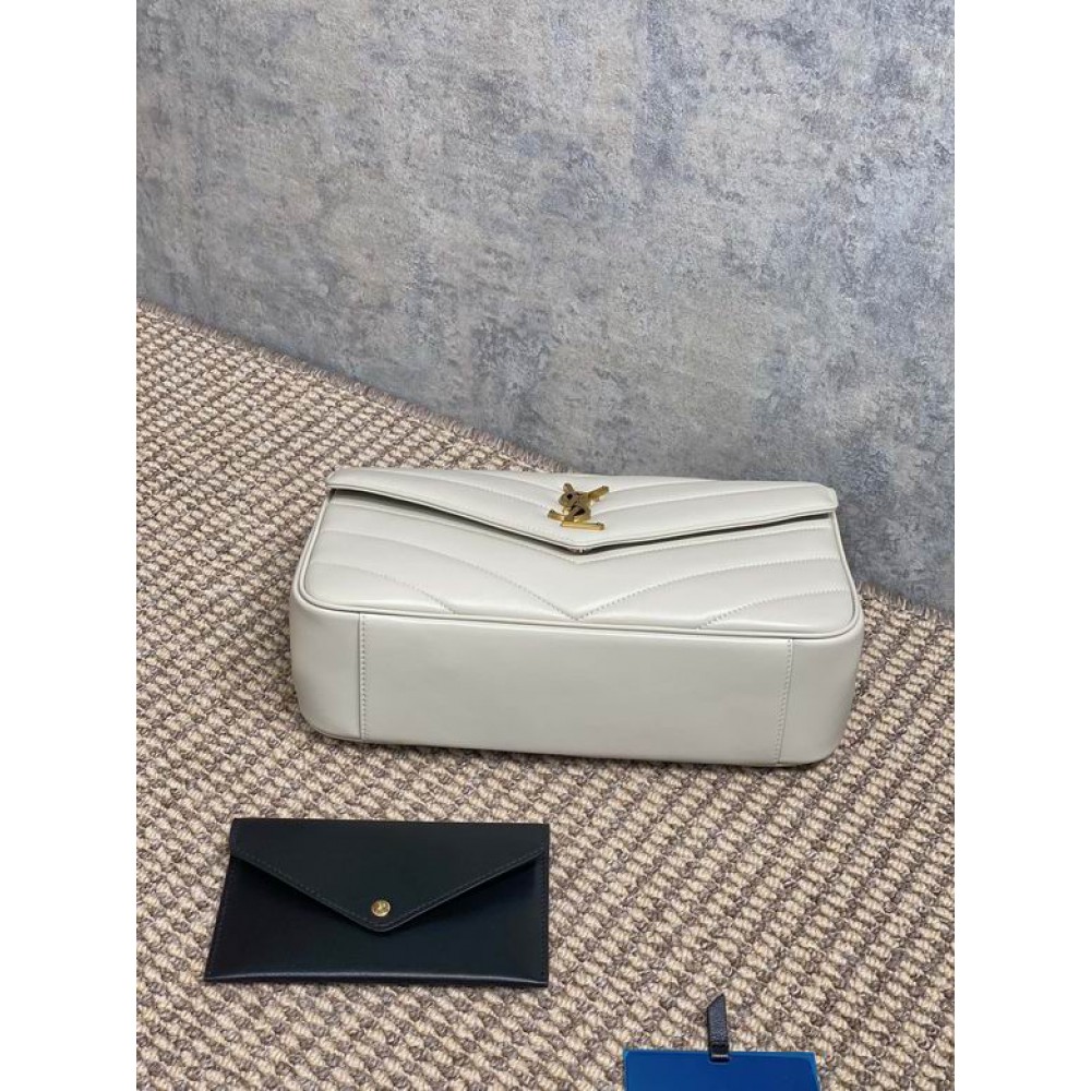 Ysl loulou medium in matelassé lambskin 29 x 17 x 8 CM Bags