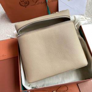 Loro Piana Extra Pocket backpack L23.5 23 x 21 x 8 cm 