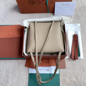 Loro Piana Extra Pocket backpack L23.5 23 x 21 x 8 cm 