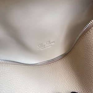 Loro Piana Extra Pocket backpack L23.5 23 x 21 x 8 cm 