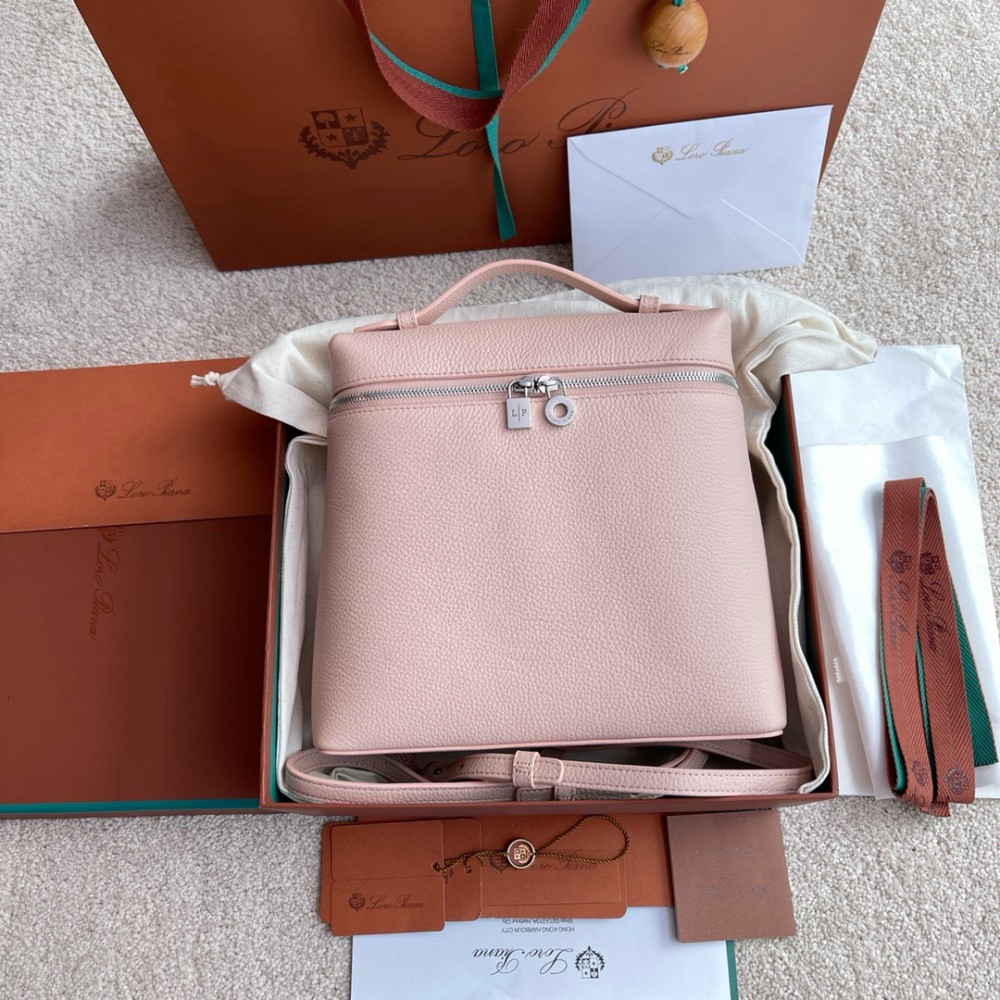 Loro Piana Extra Pocket backpack L23.5 23 x 21 x 8 cm 