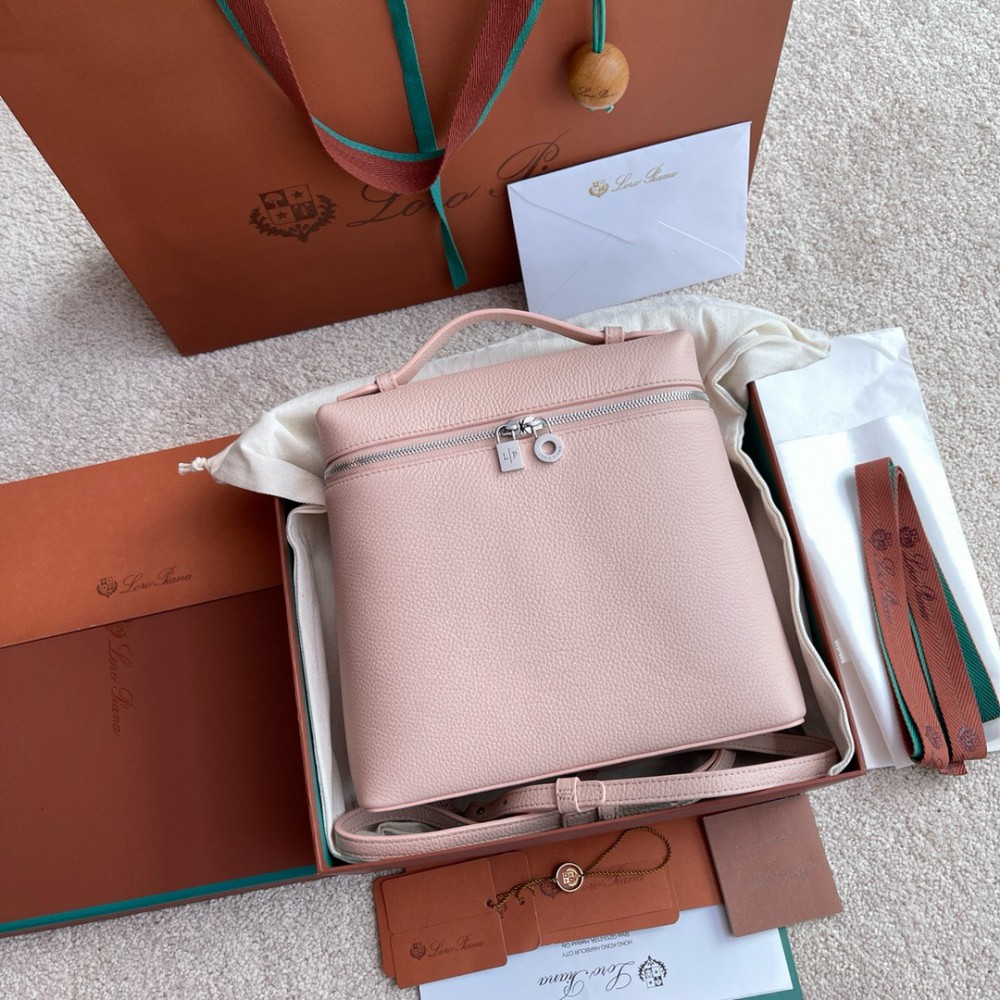 Loro Piana Extra Pocket backpack L23.5 23 x 21 x 8 cm 