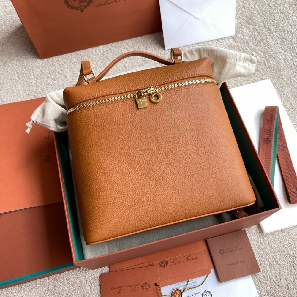 Loro Piana Extra Pocket backpack L23.5 23 x 21 x 8 cm 