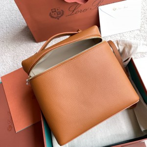 Loro Piana Extra Pocket backpack L23.5 23 x 21 x 8 cm 