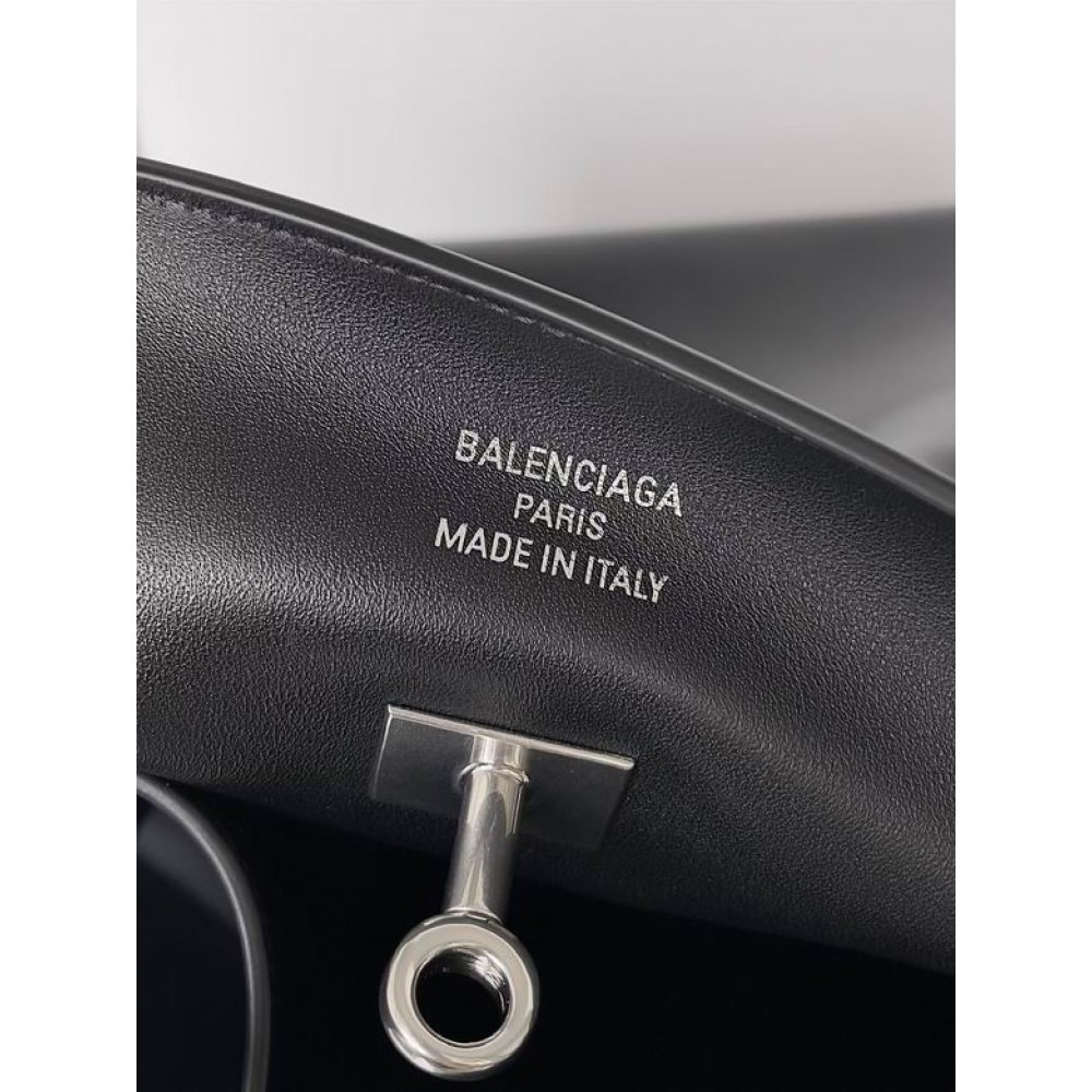 Balenciaga Women's Bel Air Large Hobo Bag 44x40x15cm Bags