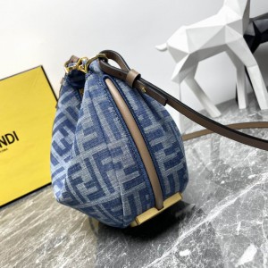Fendi Grpahy mini 20x13x7.5cm 