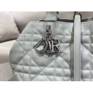 Dior Medium Toujours Bag 28.5 x 21.5 x 19 cm Bags