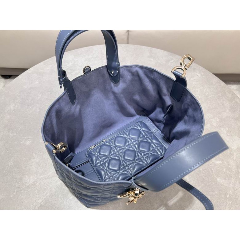 Dior Medium Toujours Bag 28.5 x 21.5 x 19 cm Bags