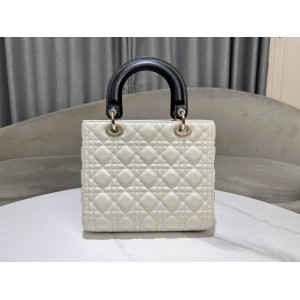 Dior lady medium size 24x20x11cm lampskin leather Bags