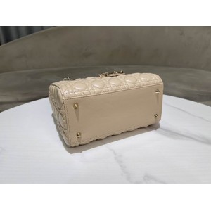 Dior lady medium size 24x20x11cm lampskin leather Bags