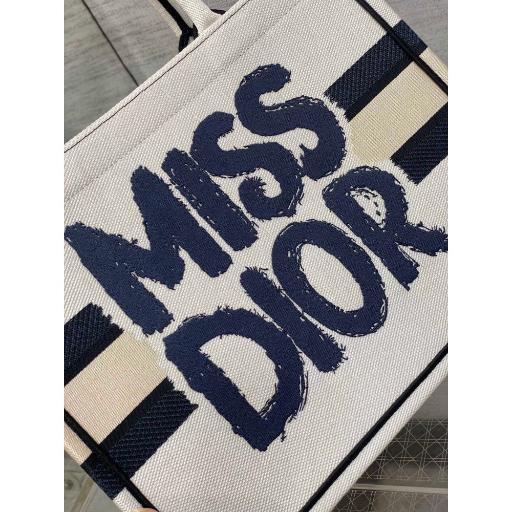 Dior Book Tote medium size 36.5 x 28 x 16.5 cm Bags