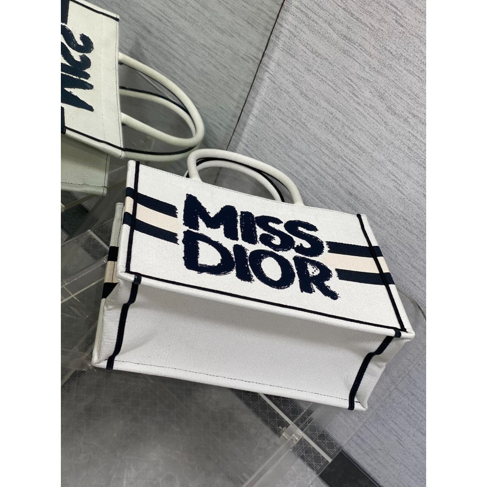Dior Book Tote medium size 36.5 x 28 x 16.5 cm Bags