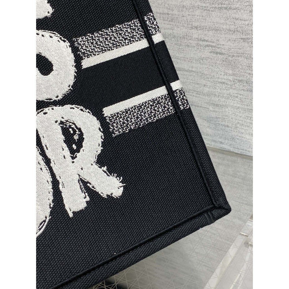 Dior Book Tote medium size 36.5 x 28 x 16.5 cm Bags