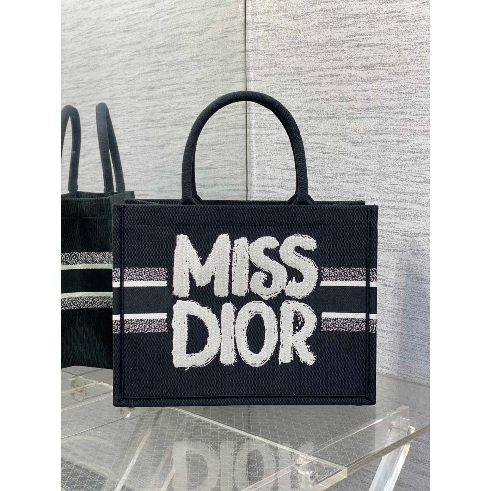 Dior Book Tote medium size 36.5 x 28 x 16.5 cm Bags