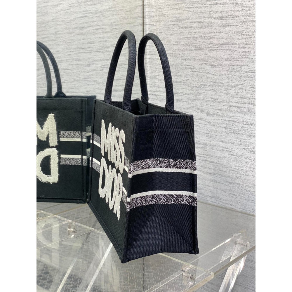 Dior Book Tote medium size 36.5 x 28 x 16.5 cm Bags