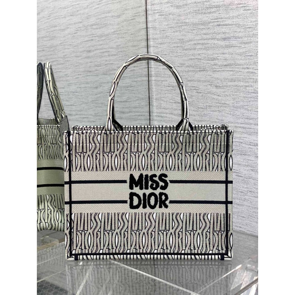 Dior Book Tote medium size 36.5 x 28 x 16.5 cm Bags