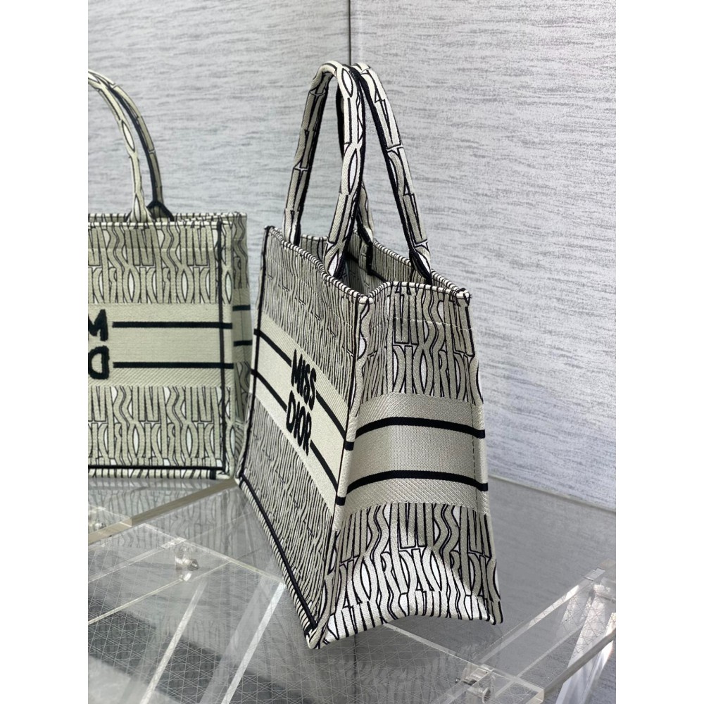 Dior Book Tote medium size 36.5 x 28 x 16.5 cm Bags
