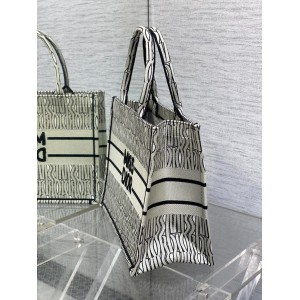 Dior Book Tote medium size 36.5 x 28 x 16.5 cm Bags