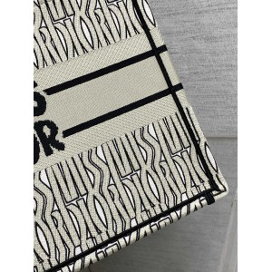 Dior Book Tote medium size 36.5 x 28 x 16.5 cm Bags