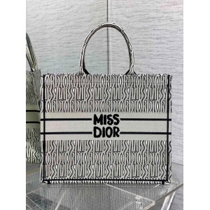 Dior Book Tote Large size 42 x 35 x 18.5 cm Bags