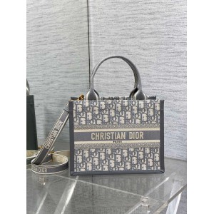 Dior Book Tote Small size 26.5 x 22 x 14 cm calfskin Bags