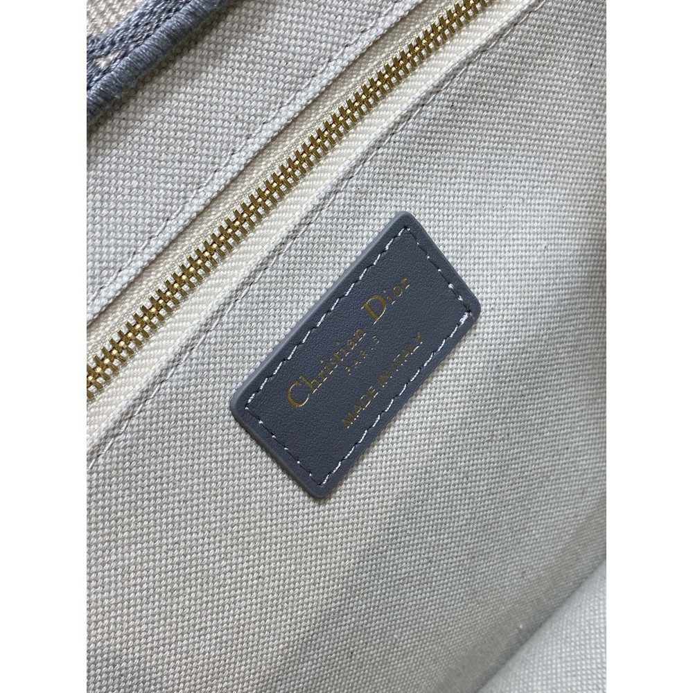 Dior Book Tote Small size 26.5 x 22 x 14 cm calfskin Bags